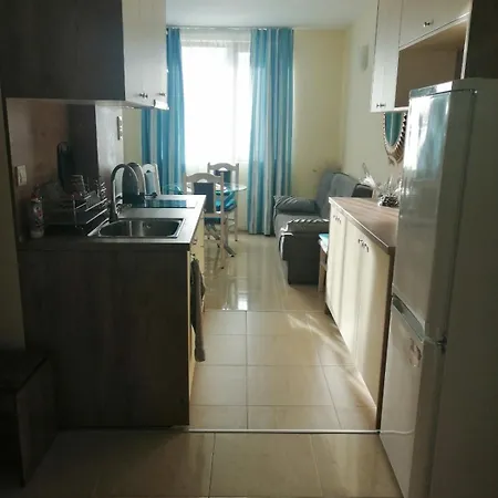 Guest house Yana