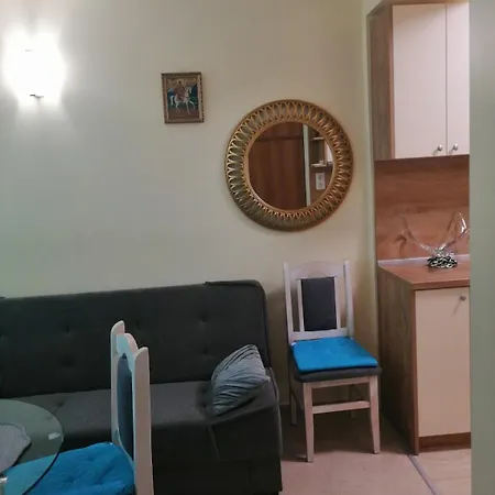 Yana Πανσιόν Kiten (Burgas)