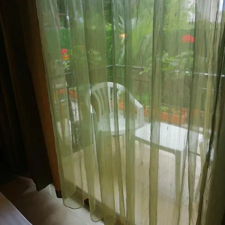 Πανσιόν Yana Kiten (Burgas)